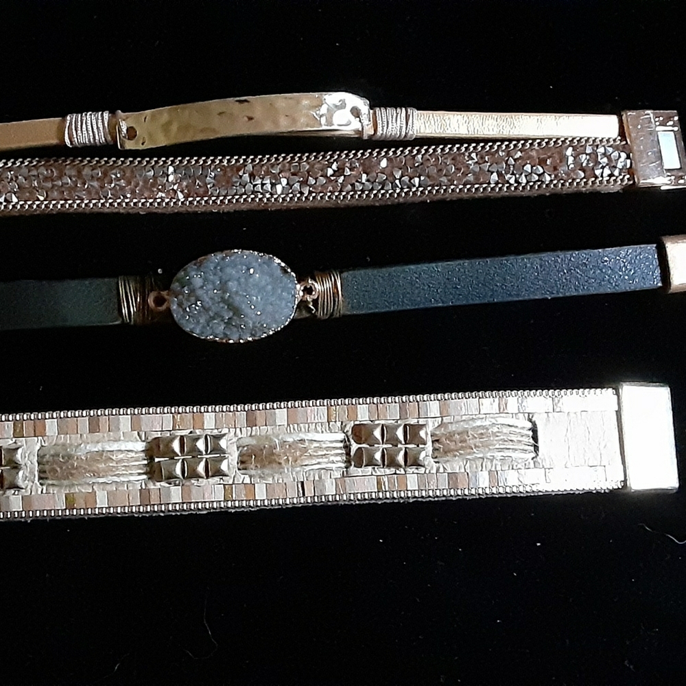 Magnetic clasp bracelets bundle